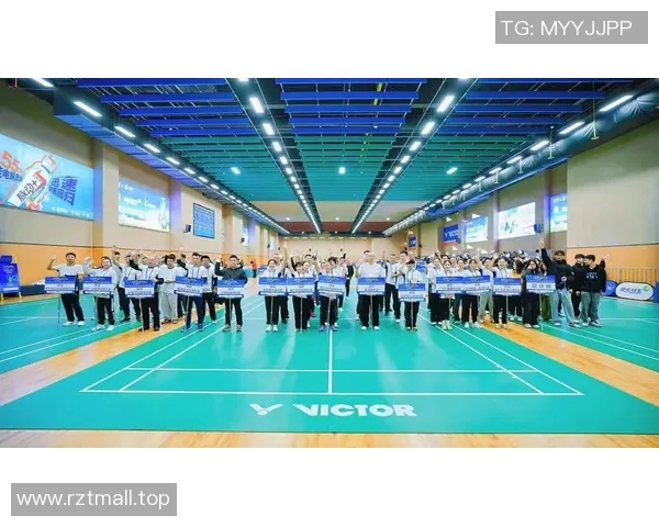 武汉羽毛球队技术实力飙升创新高引领全国羽坛新风潮 武汉羽毛球队技术实力飙升创新高引领全国羽坛新风潮